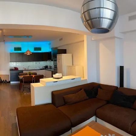 Gis North House * Bukarest