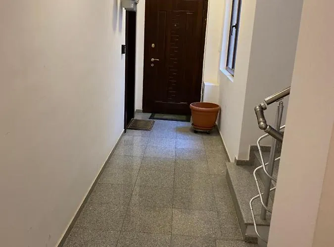 Apartment Gis North House *