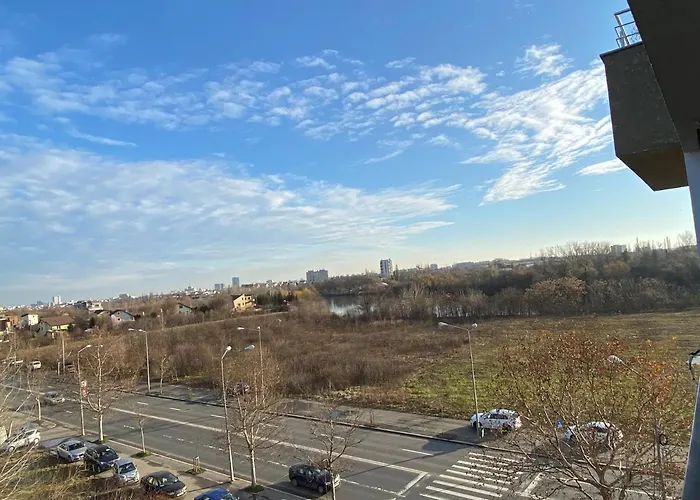 Gis North House Апартаменти