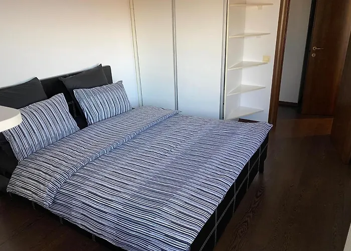 Gis North House Bucureşti