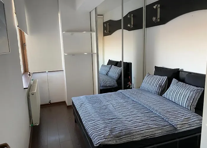 Gis North House Апартаменти Бухарест